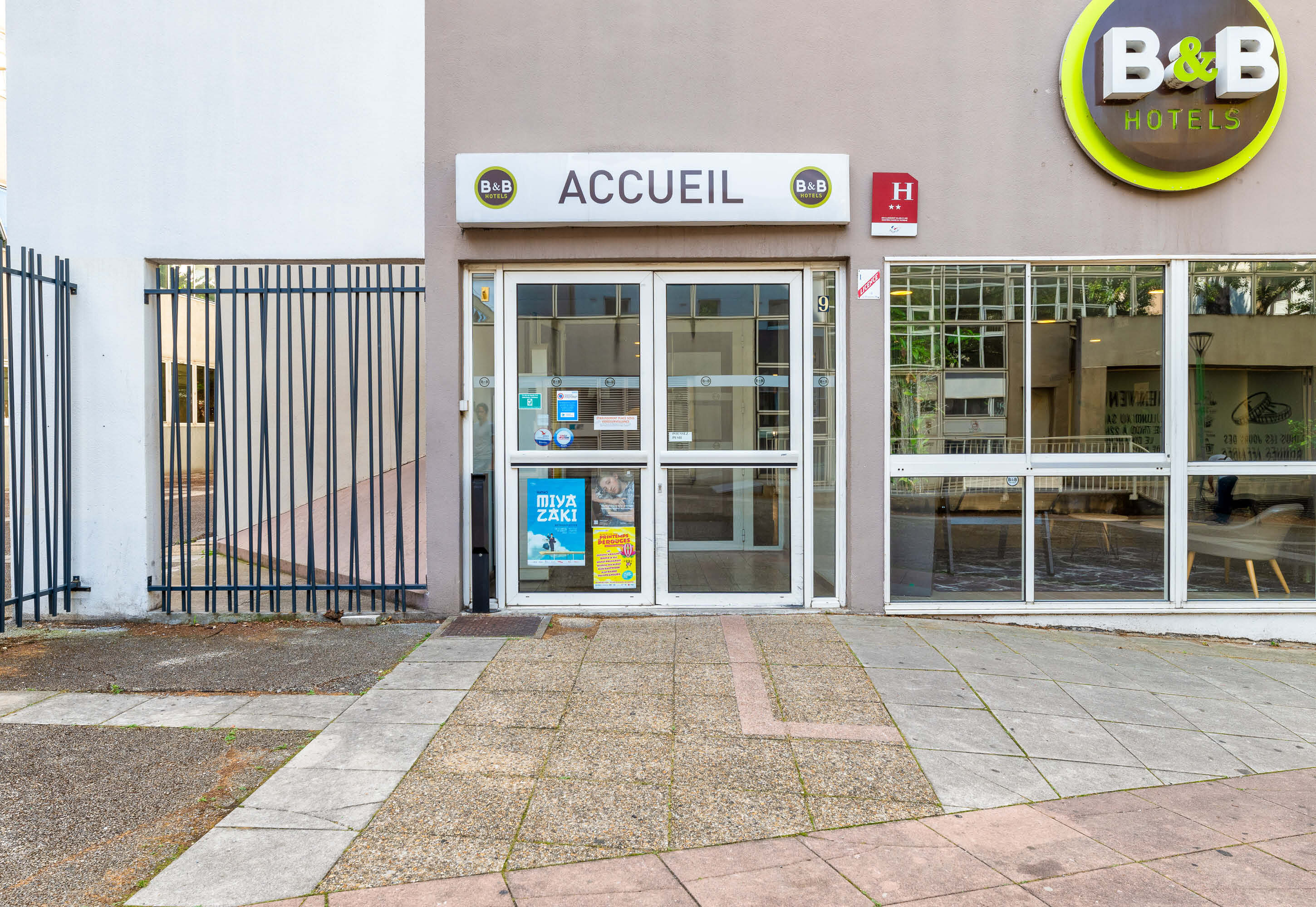 Фото B&b Hotel Lyon Centre Monplaisir