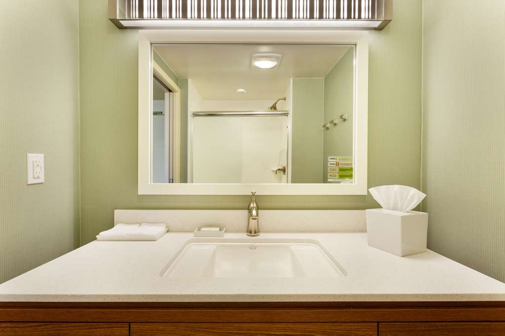 Фото Home2 Suites by Hilton Fargo, Nd