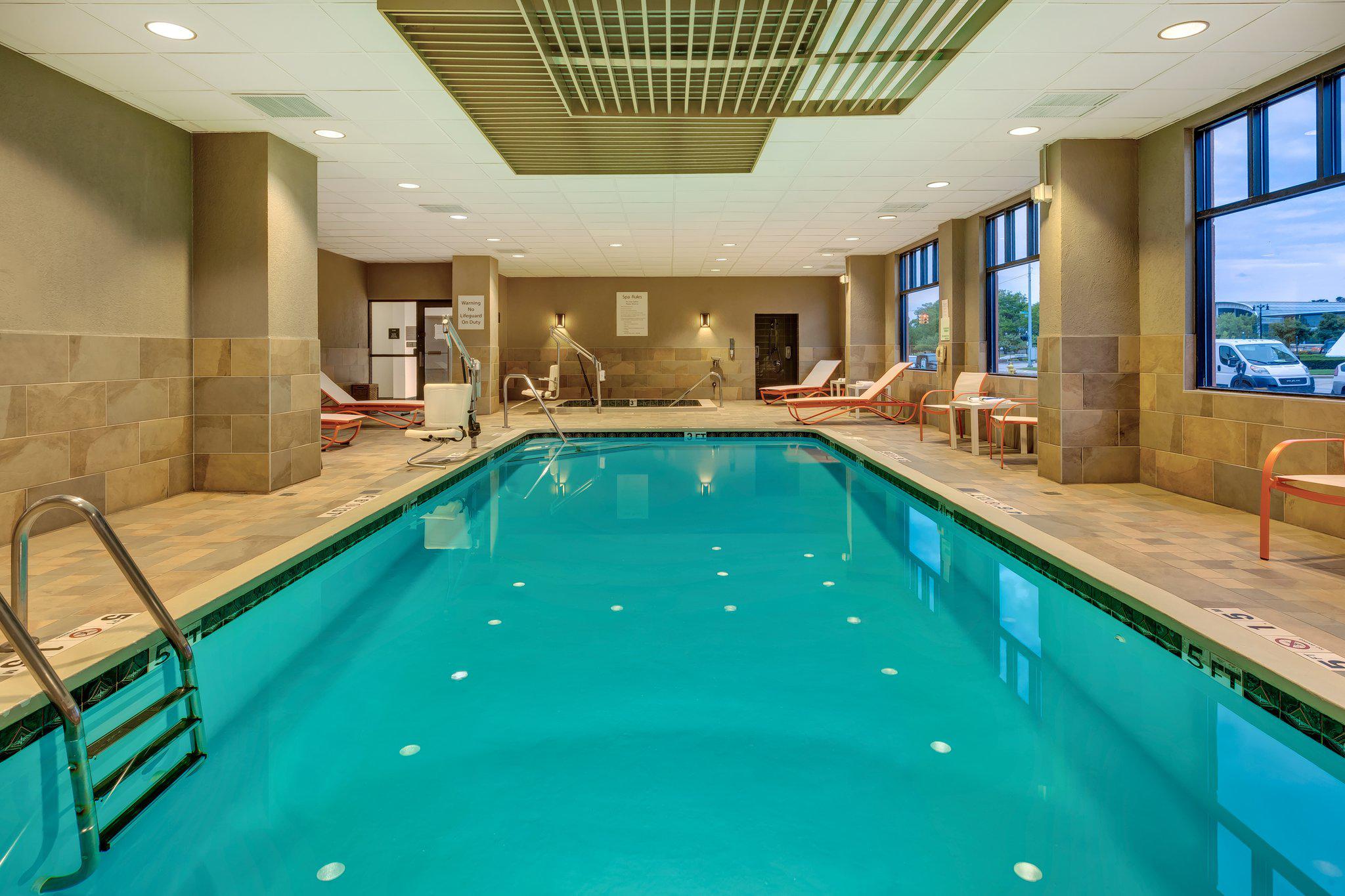 Фото Holiday Inn Grand Rapids Downtown, an Ihg Hotel