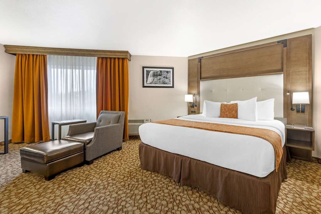 Фото Best Western Plus Mill Creek Inn