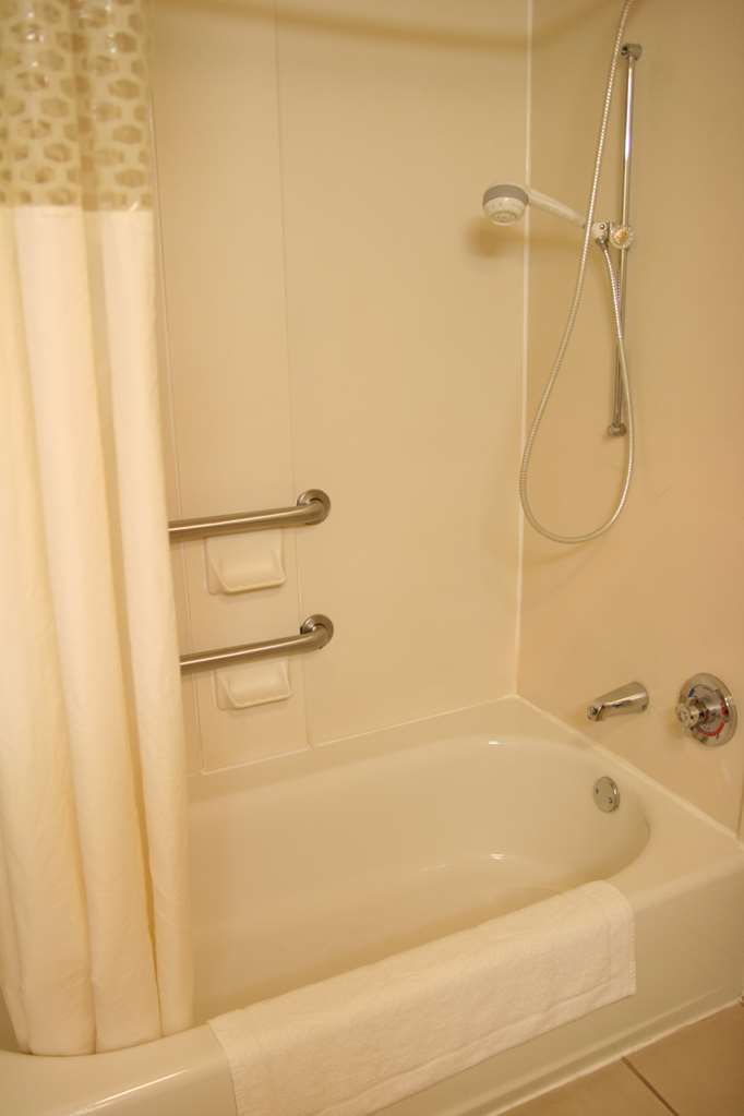 Фото Hampton Inn San Marcos, Ca