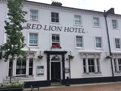 Гостиница Red Lion Hotel в Бейзингстоке