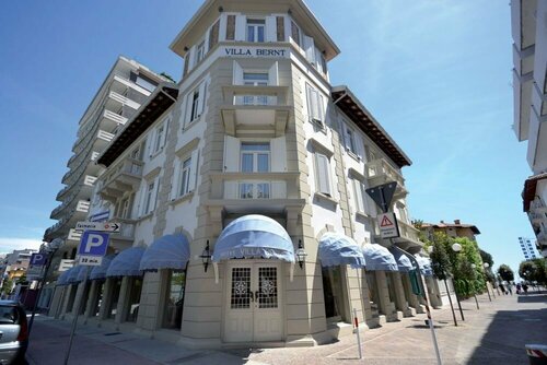 Гостиница Hotel Villa Bernt в Градо