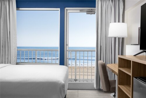 Гостиница Quality Inn & Suites Oceanfront в Вирджиния-Бич
