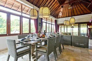 Гостиница Sahaja Sawah Resort в Табанане
