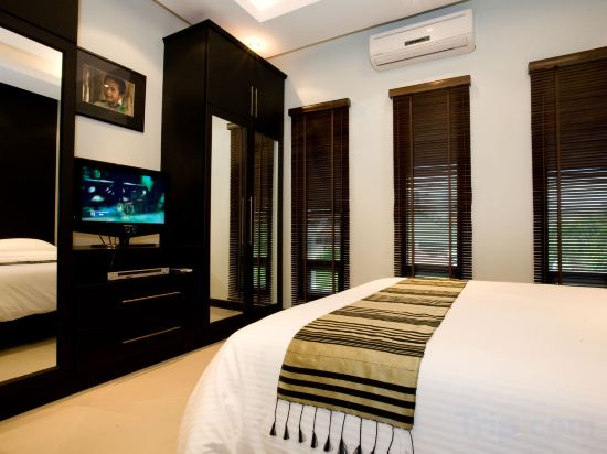 Фото Palm Grove Resort