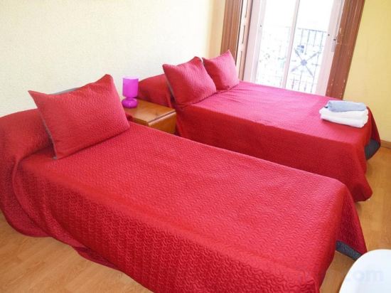 Фото Hostal Numancia