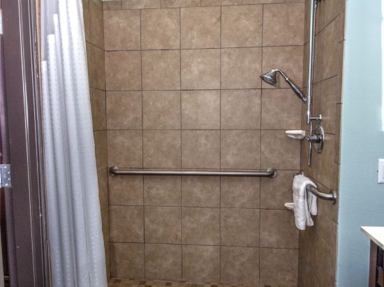 Фото Holiday Inn Express & Suites Austin South, an Ihg Hotel