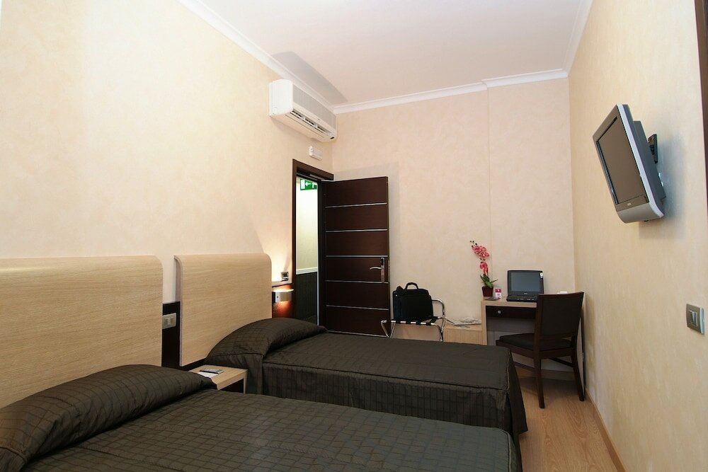 Фото EH Rome Airport Euro House Hotels