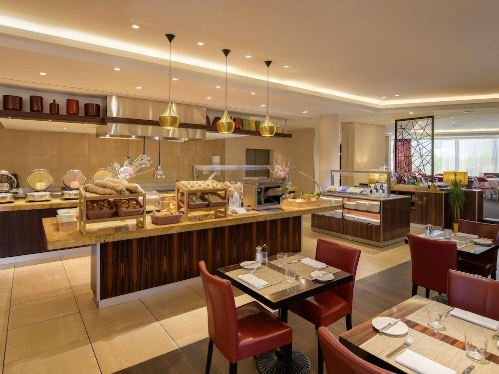 Фото Movenpick Hotel Geneva