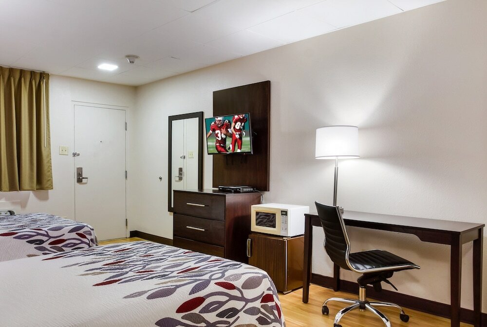 Фото Red Roof Inn York Downtown