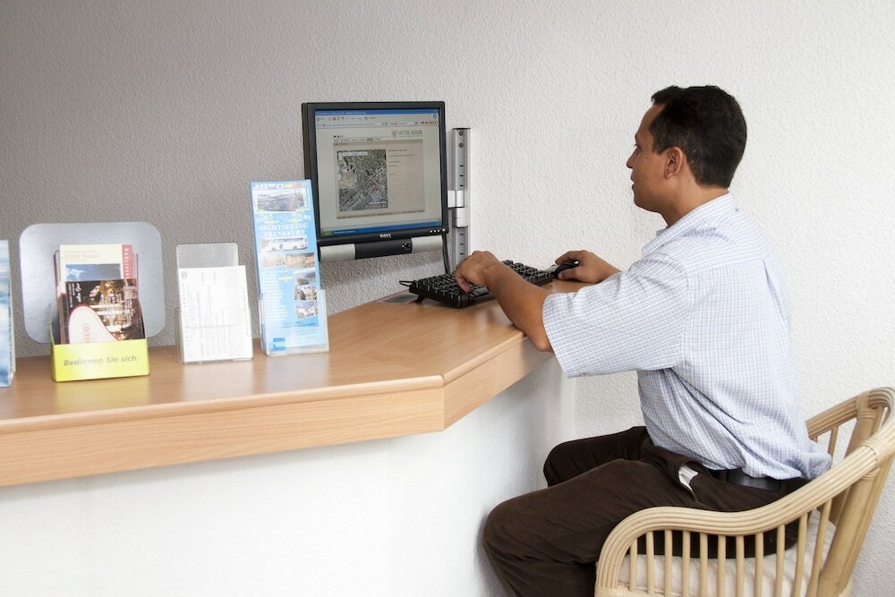 Фото Adler Hotel Frankfurt