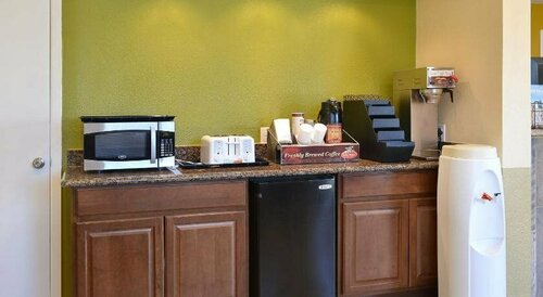 Гостиница Budget Inn в Ронерт Парке