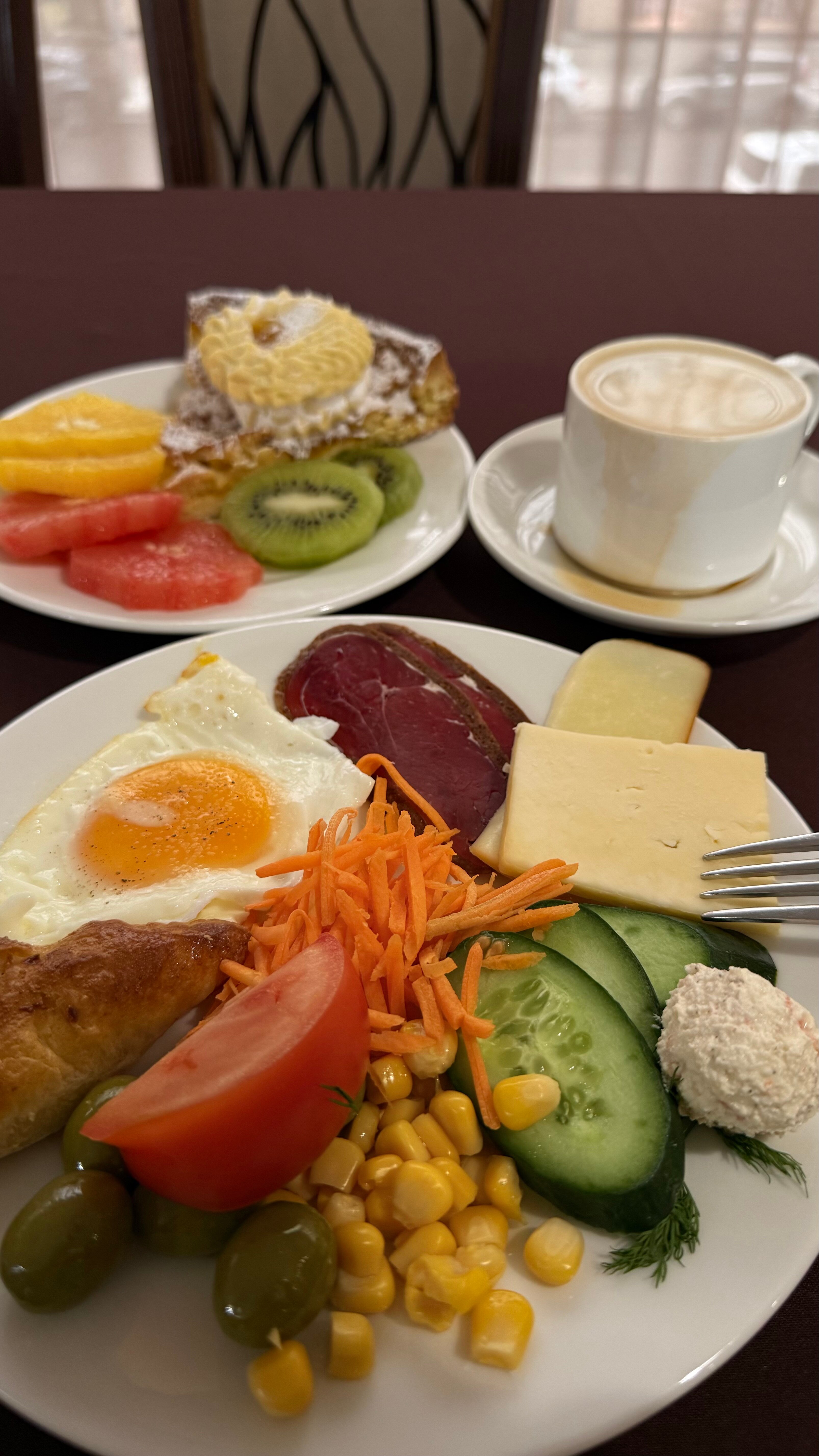 Фото Ani Plaza Hotel