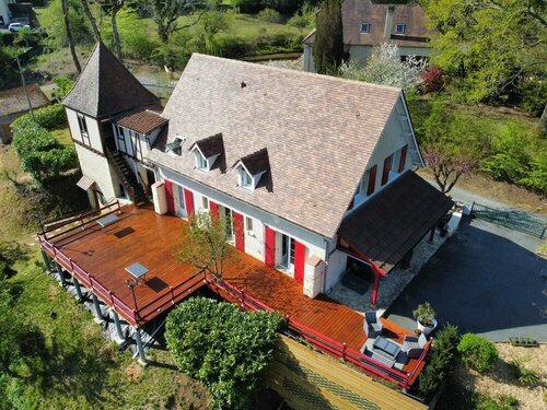 Гостиница La Bayardine в Сарле-ла-Канеде