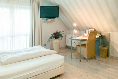 Гостиница Hotel Ambiente Langenhagen Hannover by Tulip Inn в Ведемарке