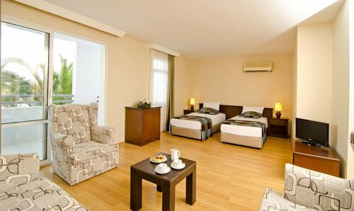 Гостиница City's Hill Hotel в Кушадасы
