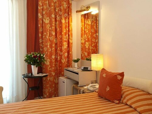 Гостиница The Park Hotel Piraeus в Пирее
