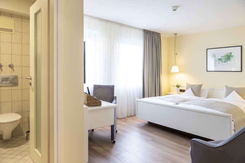 Фото Hotel Deutscher Hof