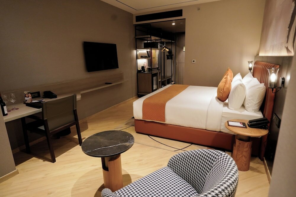 Фото Ramada Plaza by Wyndham Chandigarh Zirakpur