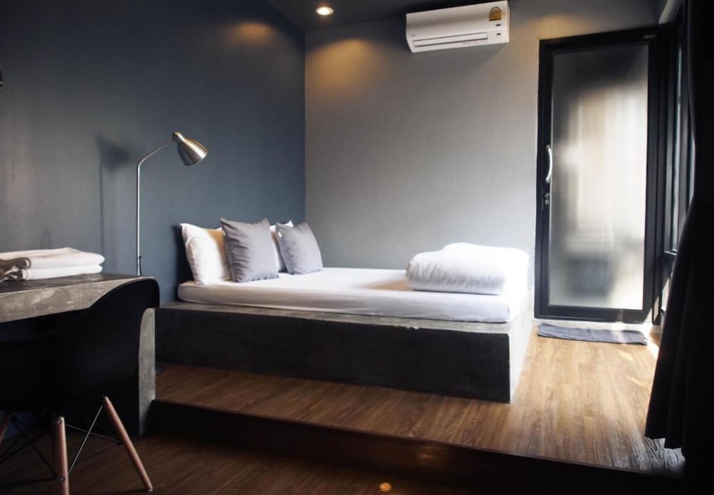 Фото Silom Space Hostel