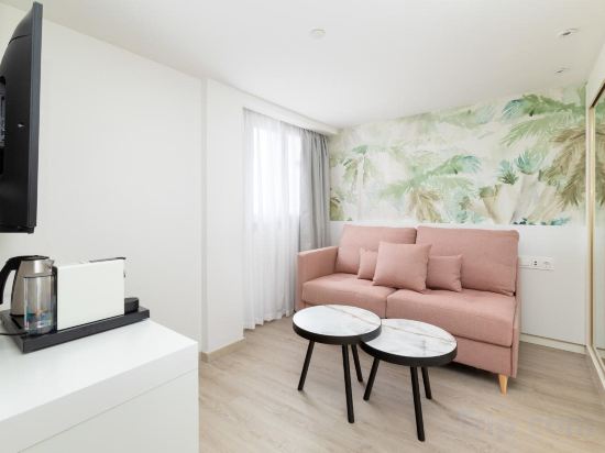 Фото Hotel Cristina by Tigotan Las Palmas - Adults Only