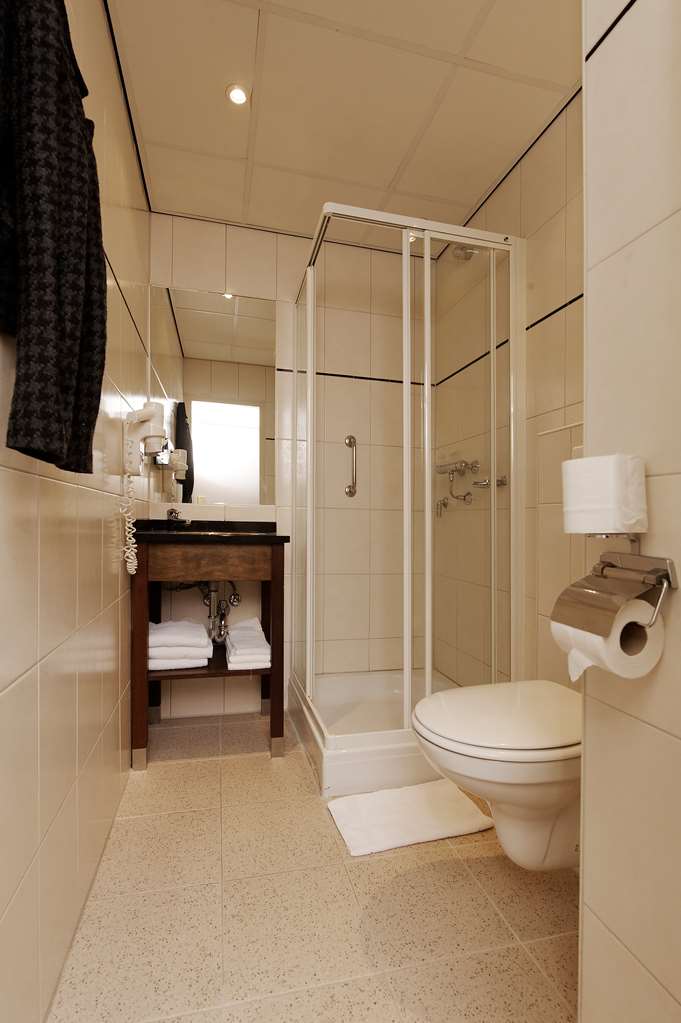 Фото Best Western Dam Square Inn