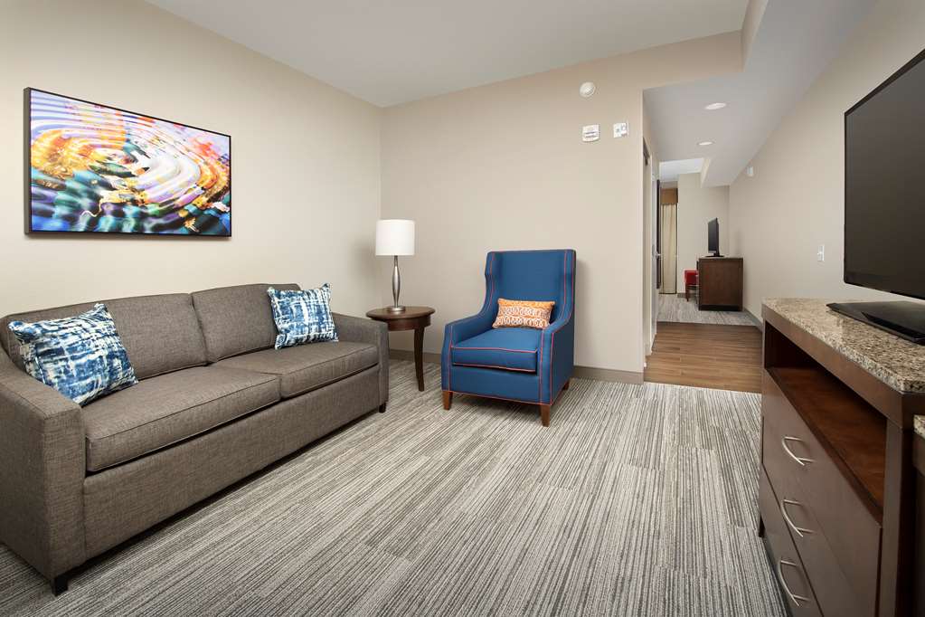 Фото Hilton Garden Inn Charlotte Airport