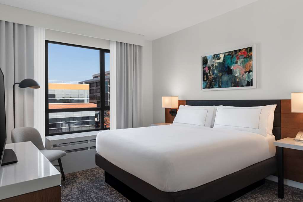 Фото The Fort Sutter Sacramento, Tapestry Collection by Hilton