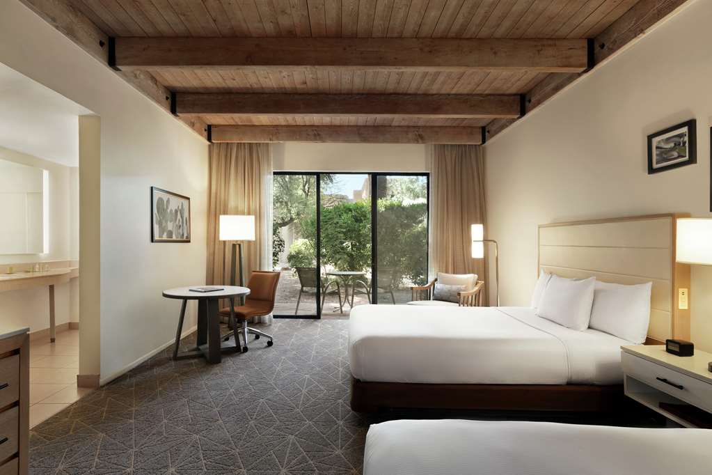 Фото DoubleTree Resort by Hilton Paradise Valley - Scottsdale