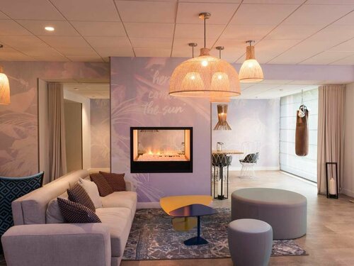 Гостиница Hotel Mercure Antibes Sophia Antipolis в Вальбонне