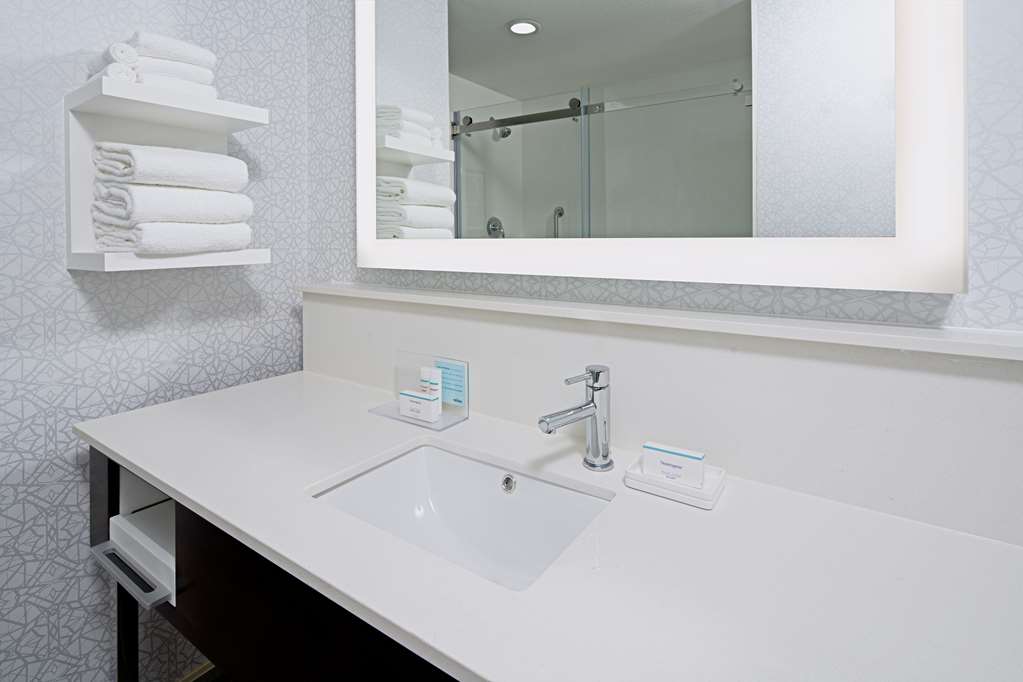 Фото Hampton Inn & Suites Gilroy