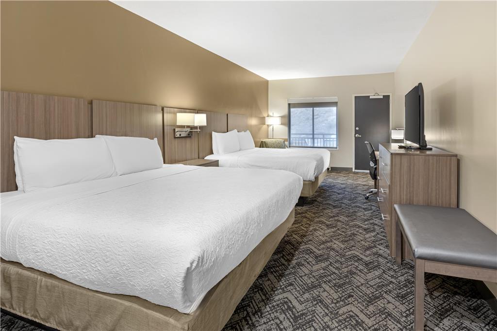 Фото Best Western Plus Zion Canyon Inn & Suites