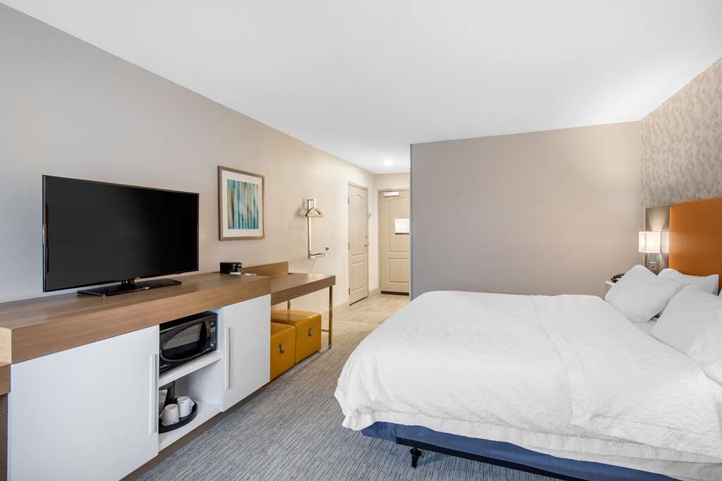 Фото Hampton Inn & Suites Ruidoso Downs