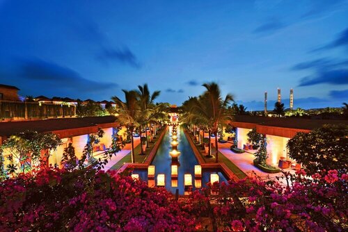 Della Resorts