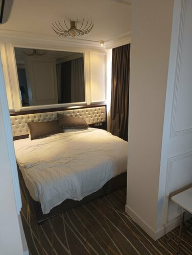 Гостиница North Point Hotel в Джанике