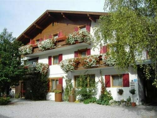 Гостиница Pension Haus Tirol Kaprun в Капруне