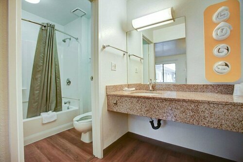 Гостиница Motel 6 Elkton, Md в Ньюарке