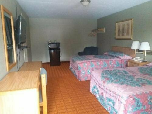 Гостиница Westgate Manor Motel в Янгстауне