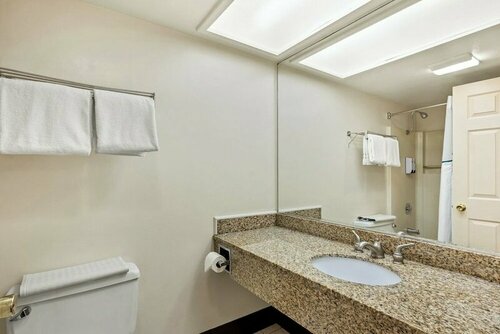 Гостиница Red Roof Inn Yuba City Bonanza - Marysville в Юба Сити