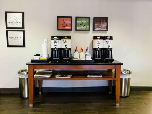 Гостиница Hampton Inn Edmond в Эдмонде