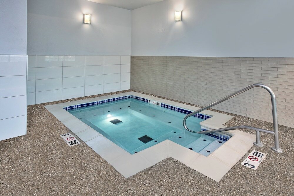 Фото Staybridge Suites Lincoln Northeast, an Ihg Hotel