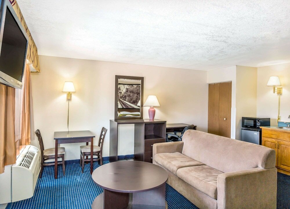 Фото Super 8 by Wyndham Mesa Gilbert