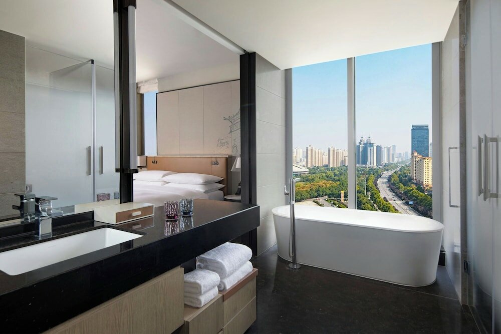 Фото Courtyard by Marriott Luoyang