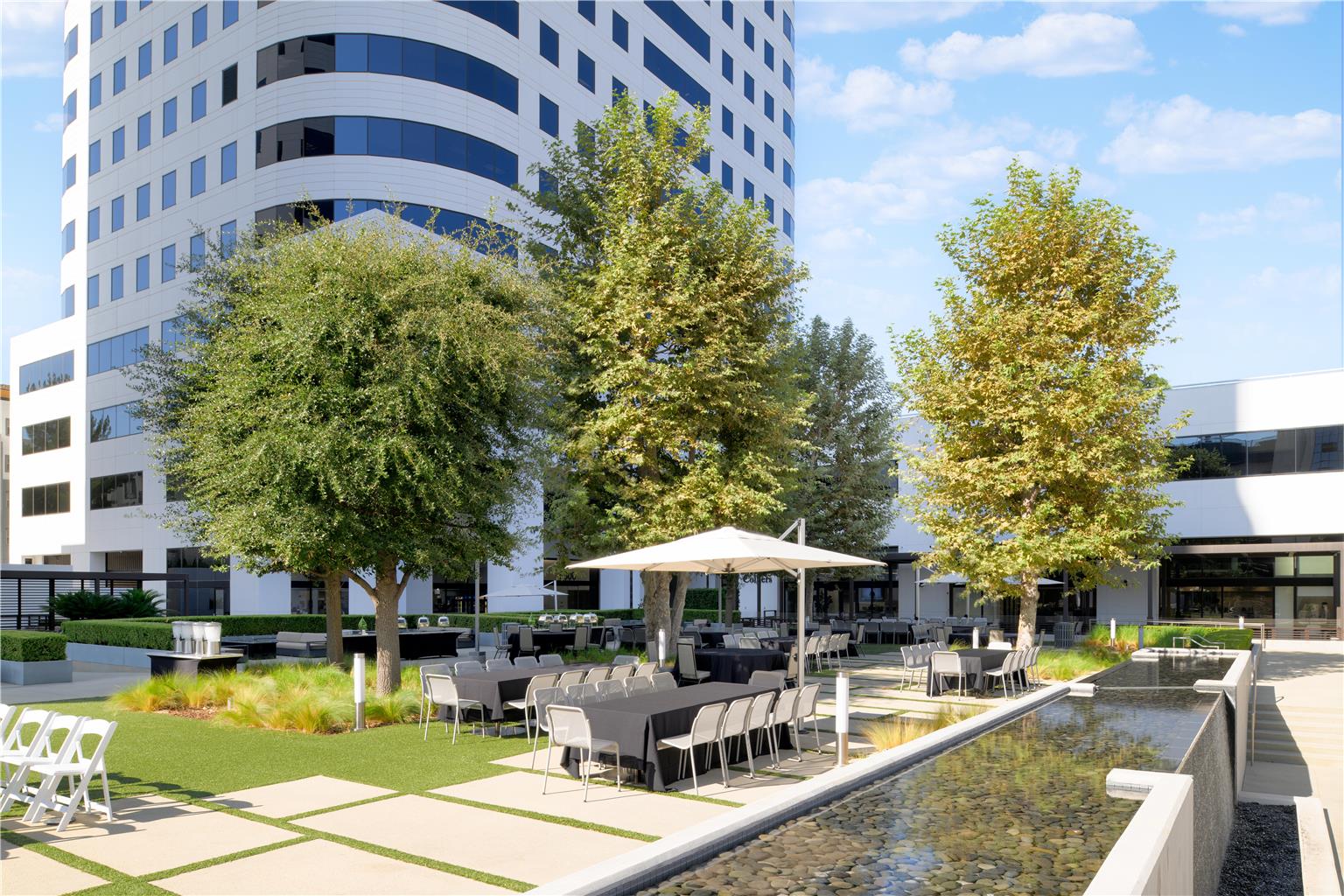 Фото Hilton Woodland Hills/Los Angeles