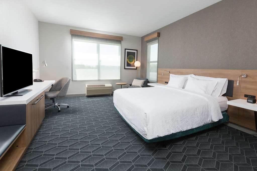 Фото Hilton Garden Inn Oakland/San Leandro