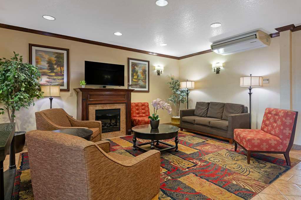 Фото Best Western Laramie Inn & Suites