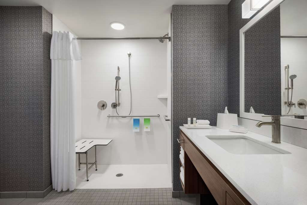 Фото Home2 Suites by Hilton Madison Central Alliant Energy Center