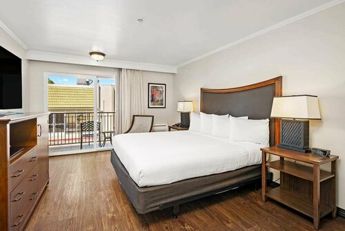 Гостиница Best Western Plus Royal Oak Hotel в Сан Луис Обиспо