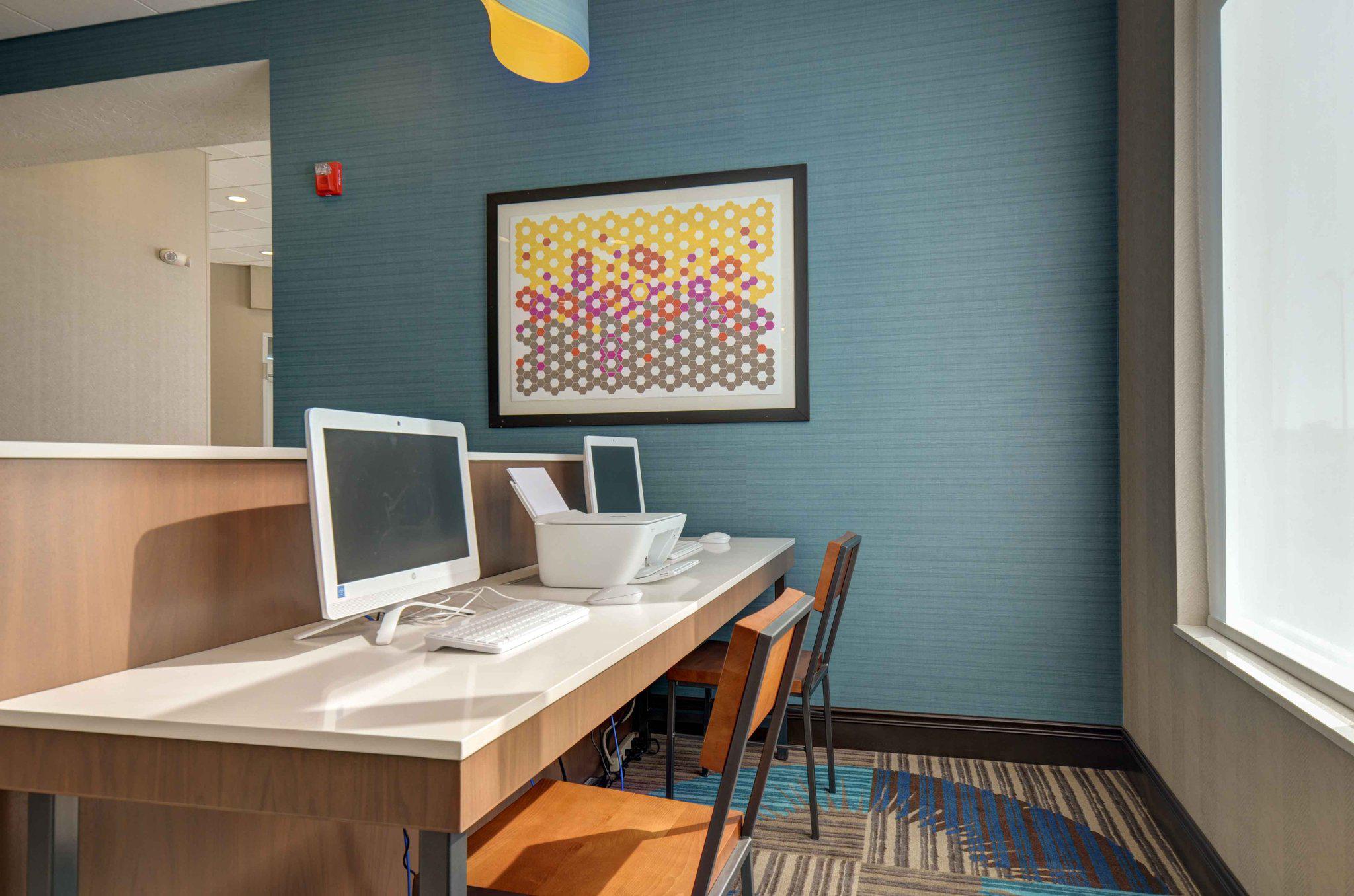 Фото Holiday Inn Express & Suites - North Platte, an Ihg Hotel